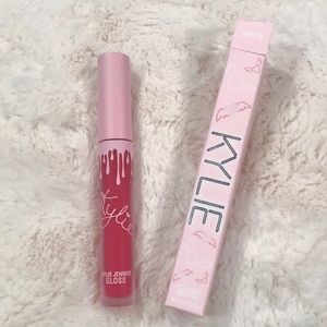 Kylie Jenner cherry pie gloss